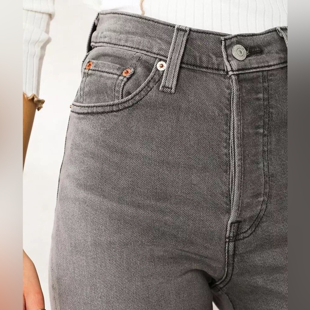 Levi’s Ribcage Straight Ankle Jeans in grey W27 L27 - Picture 9 of 16